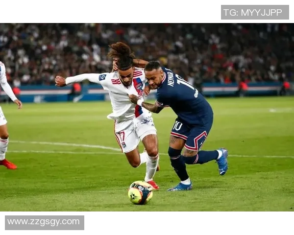 O型腿足球明星的传奇之路与运动生涯的挑战与成就分析 O型腿足球明星的传奇之路与运动生涯的挑战与成就分析