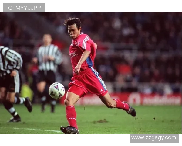 身高不高却技艺超群的足球明星们如何在绿茵场上创造辉煌