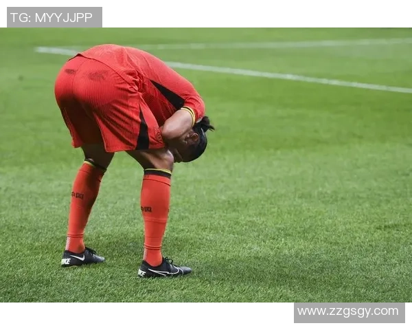 足球明星泪洒赛场背后的故事与情感瞬间解析 足球明星泪洒赛场背后的故事与情感瞬间解析